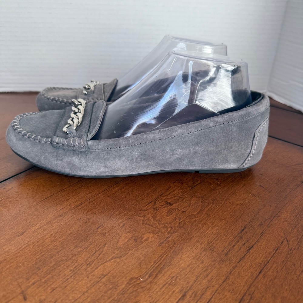 Vionic Mesa Grey Suede Chain Link Loafers Womens 8 Moc Toe Slip On Shoes